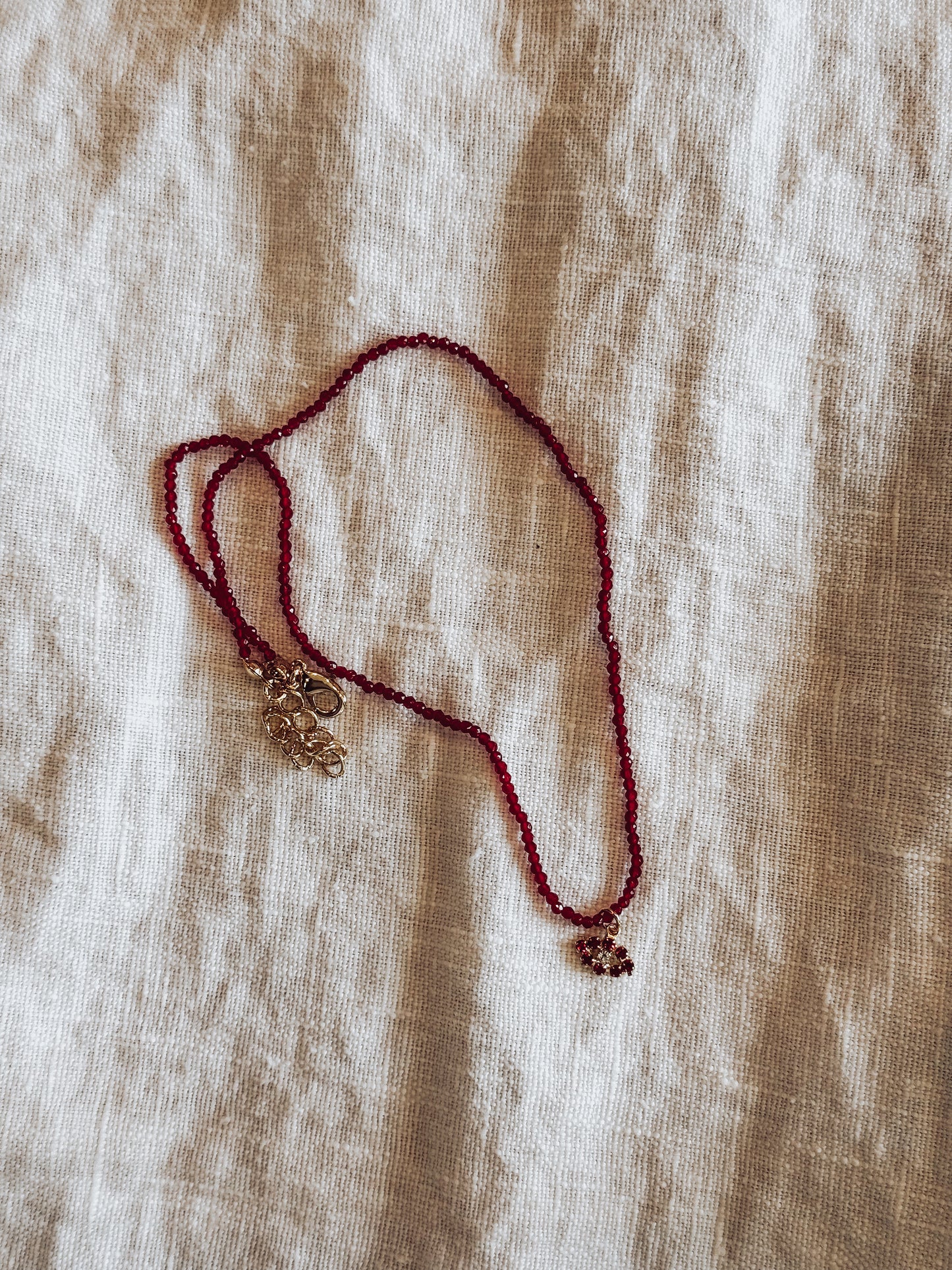 Collana Eye rossa