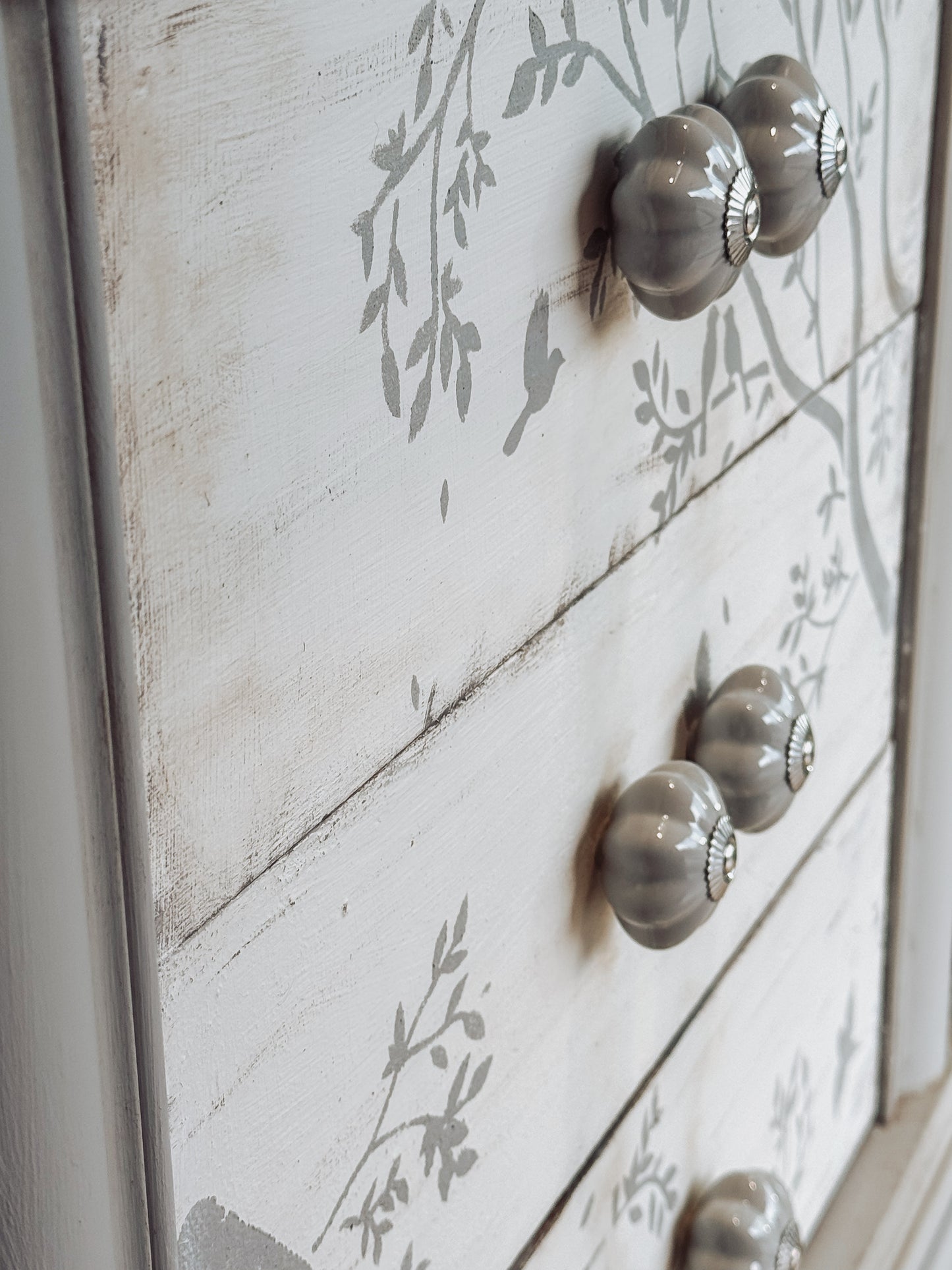 PEZZO UNICO - Piccolo comò Eden