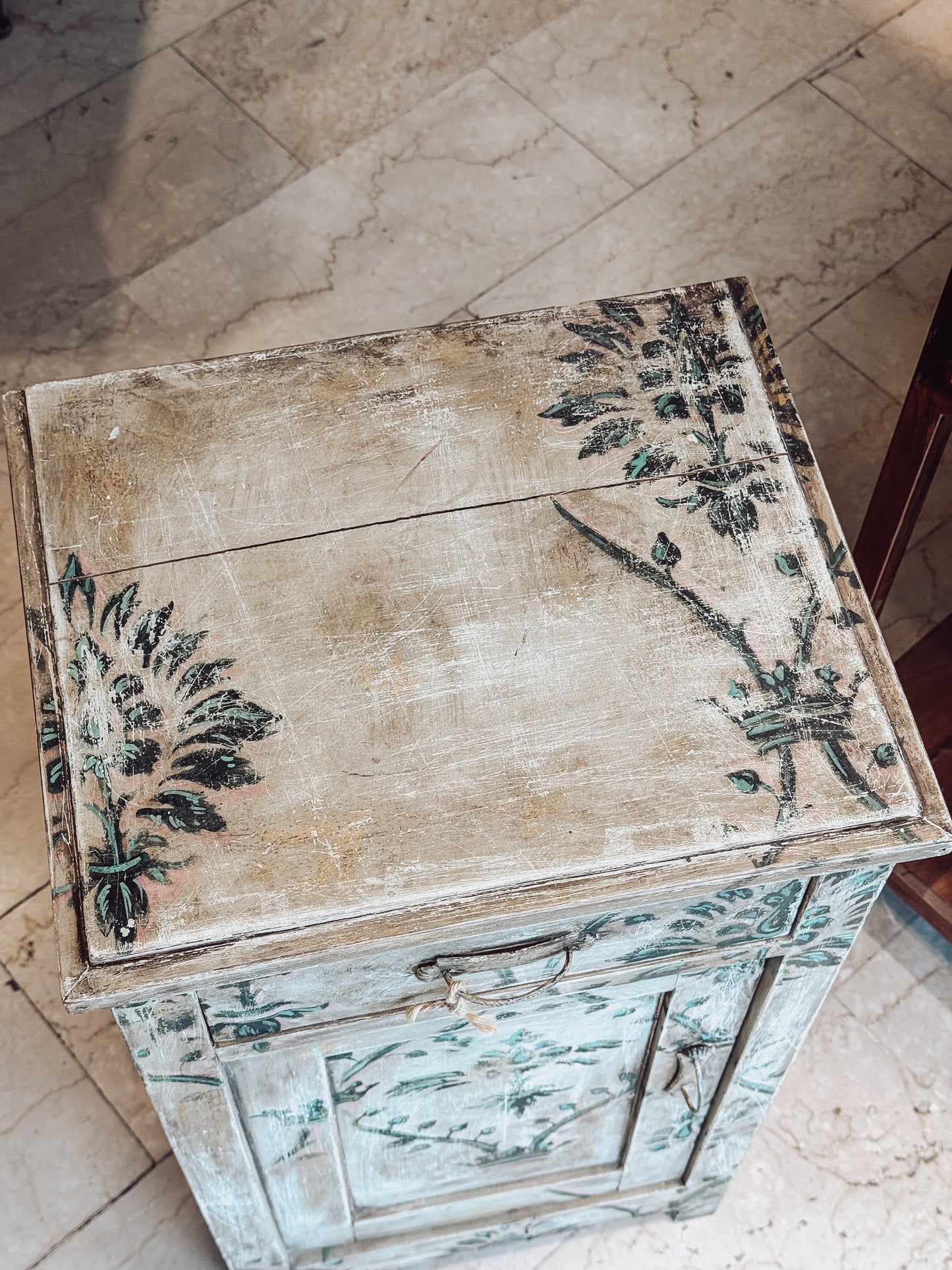 PEZZO UNICO - Mobiletto Nuovo Barocco