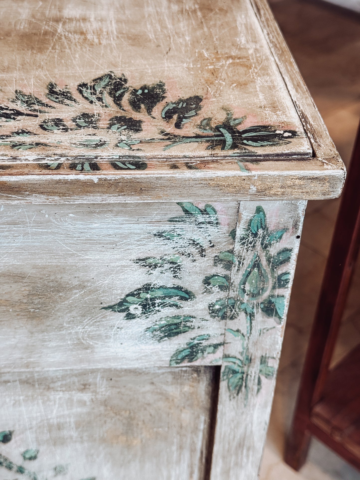 PEZZO UNICO - Mobiletto Nuovo Barocco